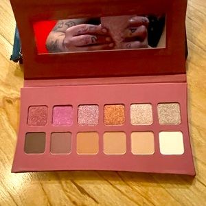 ILLMASQUA “Unveiled” eye shadow palette never used! In box!